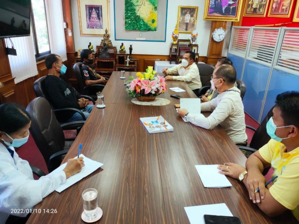 ประชุมผู้ประกอบกิจการตลาดนัดภายในพื้นที่ตำบลอุดมทรัพย์