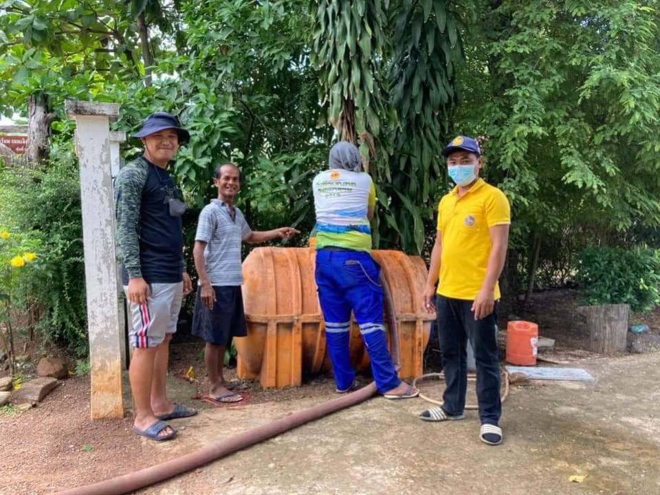 งานป้องกันและบรรเทาสาธารณภัย ส่งน้ำอุปโภค-บริโภค บ้านหัวเขาทอง ม.15