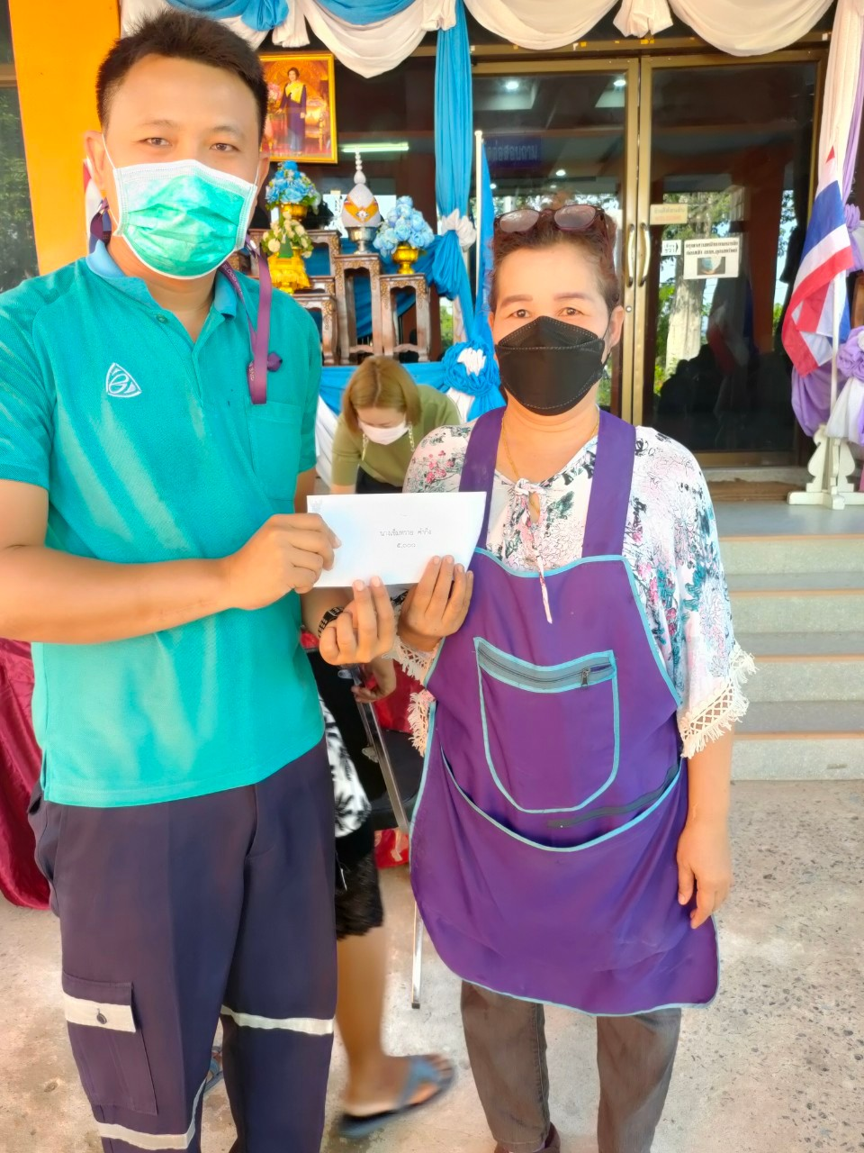 มอบเงินช่วยเหลือประชาชนผู้ประสบภัยจากเหตุวาตภัย จำนวน 68 ครัวเรือน 10 หมู่บ้าน ภายในตำบลอุดมทรัพย์