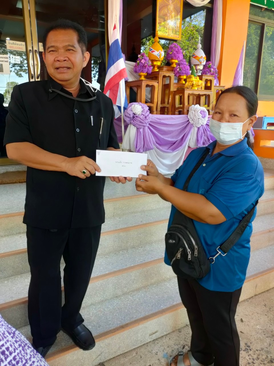 มอบเงินช่วยเหลือประชาชนผู้ประสบภัยจากเหตุวาตภัย จำนวน 68 ครัวเรือน 10 หมู่บ้าน ภายในตำบลอุดมทรัพย์