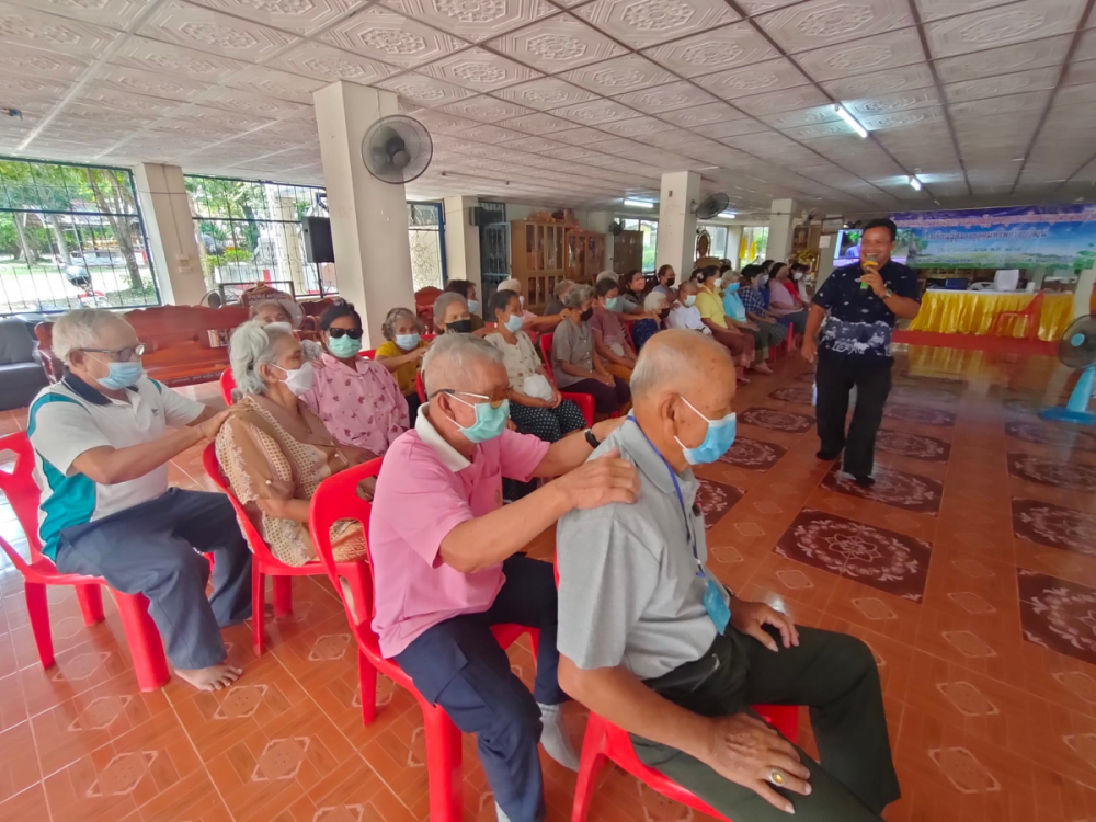 โครงการพัฒนาระบบการดูแลผู้สูงอายุและพัฒนาคุณภาพชีวิต โรงเรียนผู้สูงอายุอุดมทรัพย์บุญวัฒน์ 