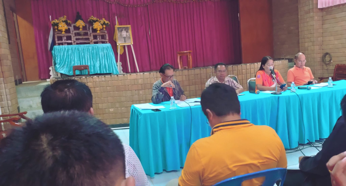 การประชุมคณะผู้บริหาร พนักงานส่วนตำบล ลูกจ้างประจำ พนักงานจ้างสังกัดองค์การบริหารส่วนตำบลอุดมทรัพย์ 