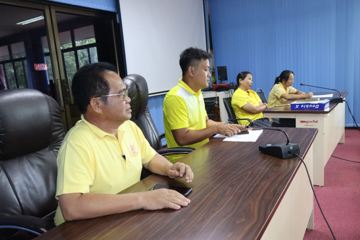 การประชุมคณะกรรมการช่วยเหลือประชาชนตำบลอุดมทรัพย์ เรื่อง พิจารณาช่วยเหลือประชาชน