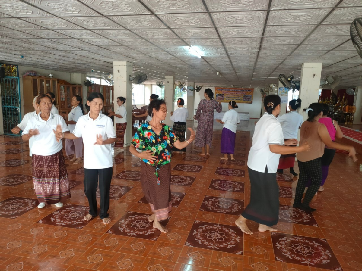วันที่ 11 เมษายน พ.ศ.2567 กิจกรรม โรงเรียนผู้สูงอายุอุดมทรัพย์บุญวัฒน์  โครงการอบรมพัฒนาระบบการดูแลผู้สูงอายุและพัฒนาคุณภาพชีวิต