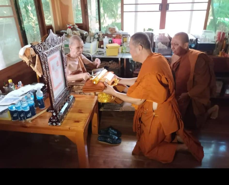 ร่วมพิธีต้อนรับพระครูสัญญาบัตร พัดยศ และผ้าไตร พระราชทาน พระครูอุดมปัญญาวัตร เจ้าคณะตำบลอุดมทรัพย์ เขต 2 เจ้าอาวาสวัดห้วยพรหม (รักษาการเจ้าอาวาสวัดศิริมังคลาราม)
