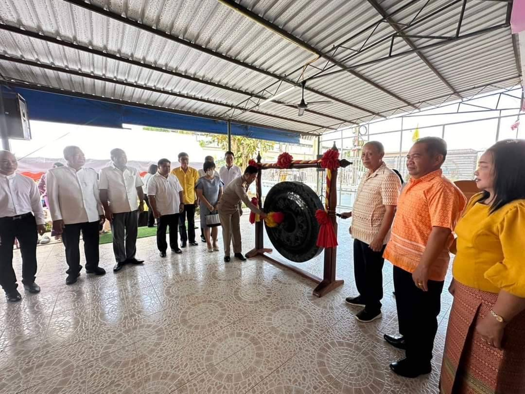 ร่วมพิธีทำบุญประเพณีวันออกพรรษา ตักบาตรเทโวโรหณะ ประจำปี 2566 ณ บริเวณหน้าตลาดสดศาลเจ้าพ่อ กม.79