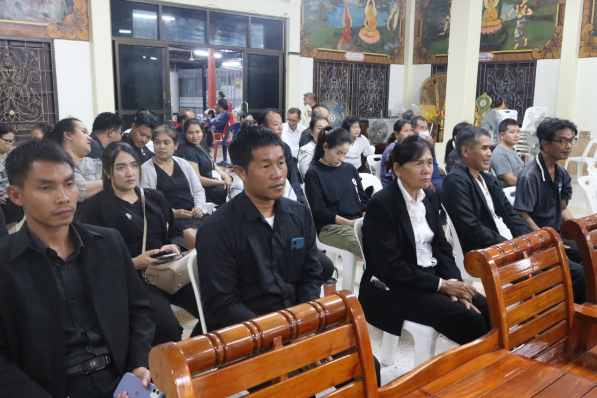  ร่วมงานบำเพ็ญกุศลศพ คุณแม่นกแก้ว เฮี้ยนชาศรี (มารดาของ น.ส.จิรชยา  เฮี้ยนชาศรี นักพัฒนาชุมชนองค์การบริหารส่วนตำบลอุดมทรัพย์) ณ ศาลาวัดอัมพวัน (จะโปะ) ตำบลเมืองปัก อำเภอปักธงชัย จังหวัดนครราชสีมา