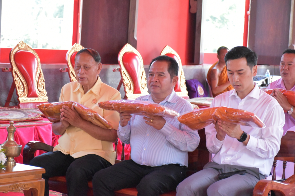 ระหว่างวันที่ 9-10 พฤศจิกายน 2567 ร่วมงานบุญทอดกฐินภายในพื้นที่ตำบลอุดมทรัพย์