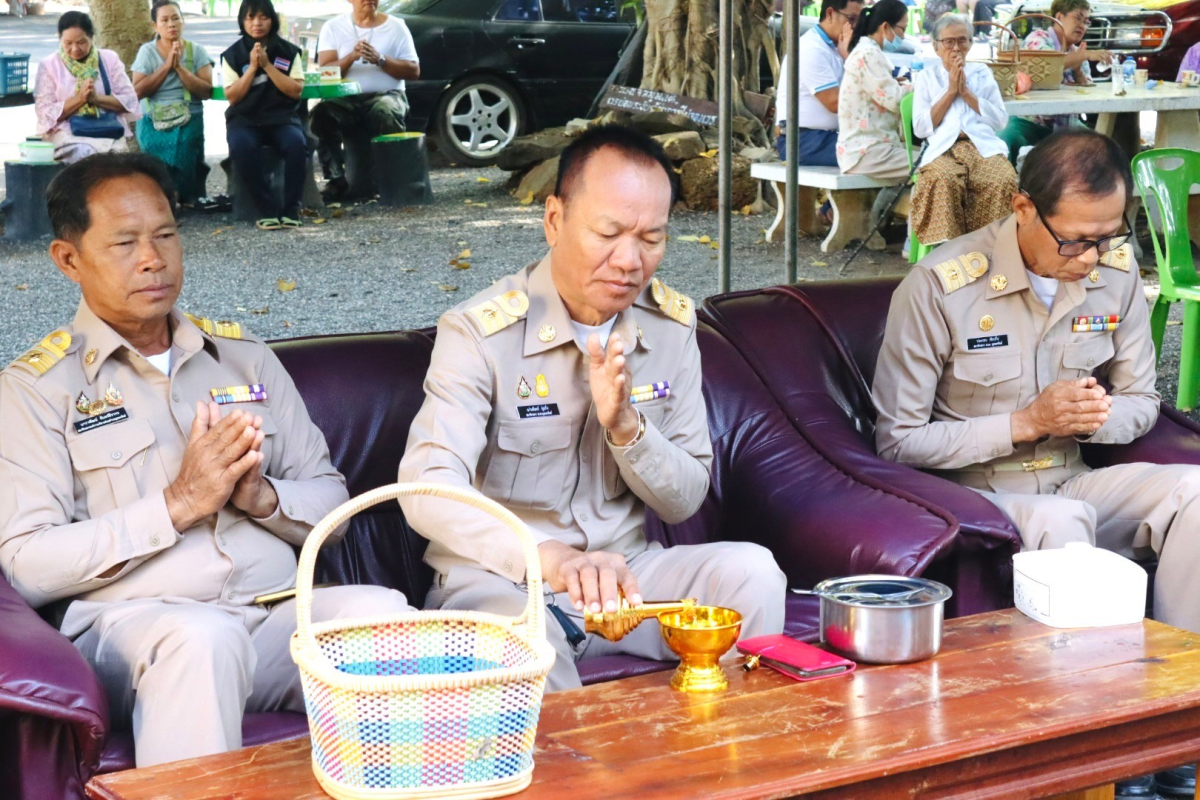 ร่วมร่วมพิธีโครร่วมโครงการอุปสมบทหมู่ถวายพระราชกุศลแด่ พระบาทสมเด็จพระบรมชนกาธิเบศร มหาภูมิพลอดุลยเดชมหาราช บรมนาถบพิตร ณ วัดป่าโพธิภาวัน (วัดโนนค่าง)