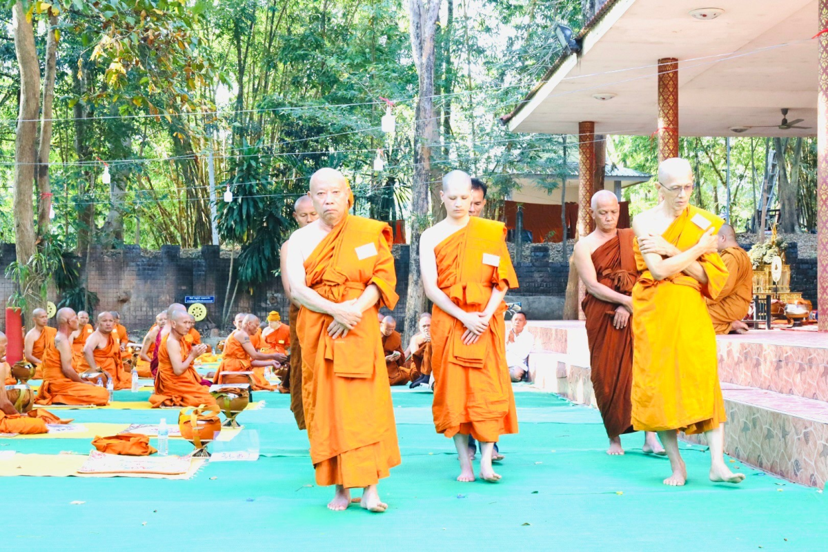 ร่วมร่วมพิธีโครร่วมโครงการอุปสมบทหมู่ถวายพระราชกุศลแด่ พระบาทสมเด็จพระบรมชนกาธิเบศร มหาภูมิพลอดุลยเดชมหาราช บรมนาถบพิตร ณ วัดป่าโพธิภาวัน (วัดโนนค่าง)
