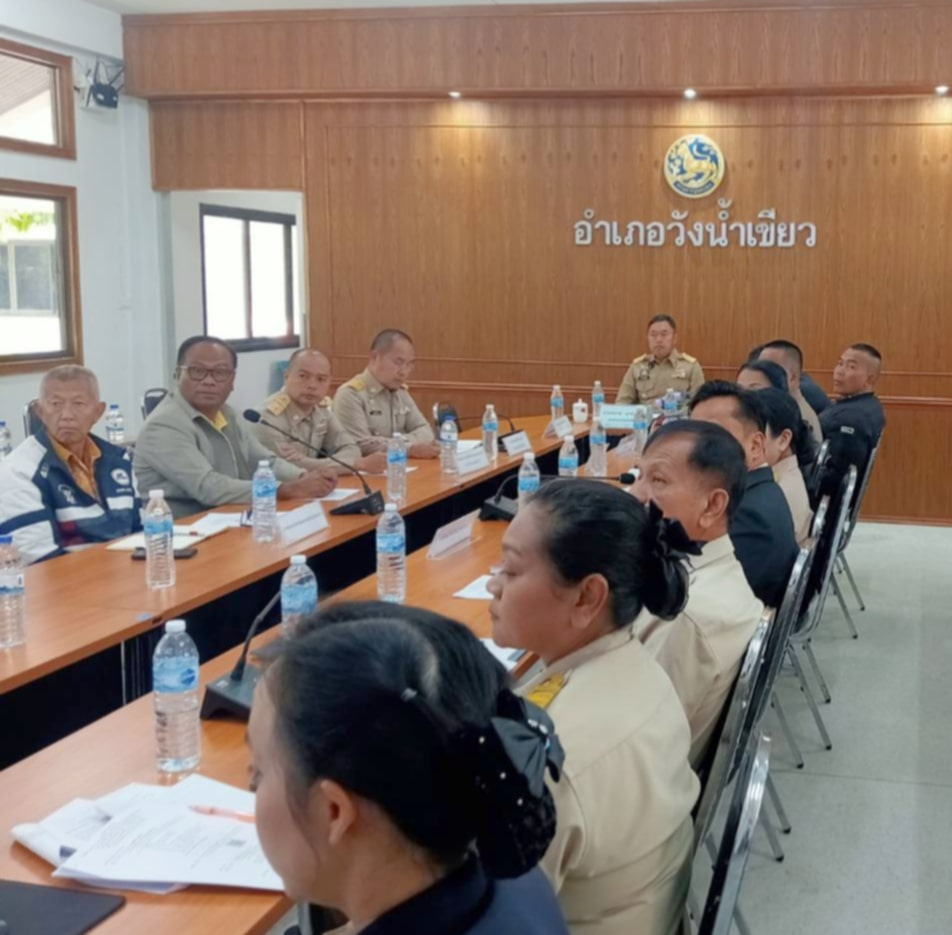 ร่วมประชุมหัวหน้าส่วนราชการฯ  คณะกรรมการบริหารงานอำเภอแบบบูรณาการ (กบอ.) ผู้บริหารสถานศึกษา และผู้บริหารองค์กรปกครองส่วนท้องถิ่น ประจำเดือนมกราคม 2568
