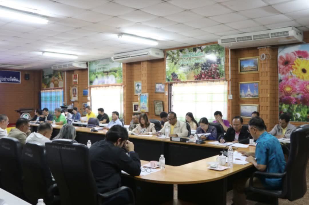 ประชุมสรุปเตรียมการจัดงานเบญจมาศบานในม่านหมอก ครั้งที่ 23 ประจำปี 2568