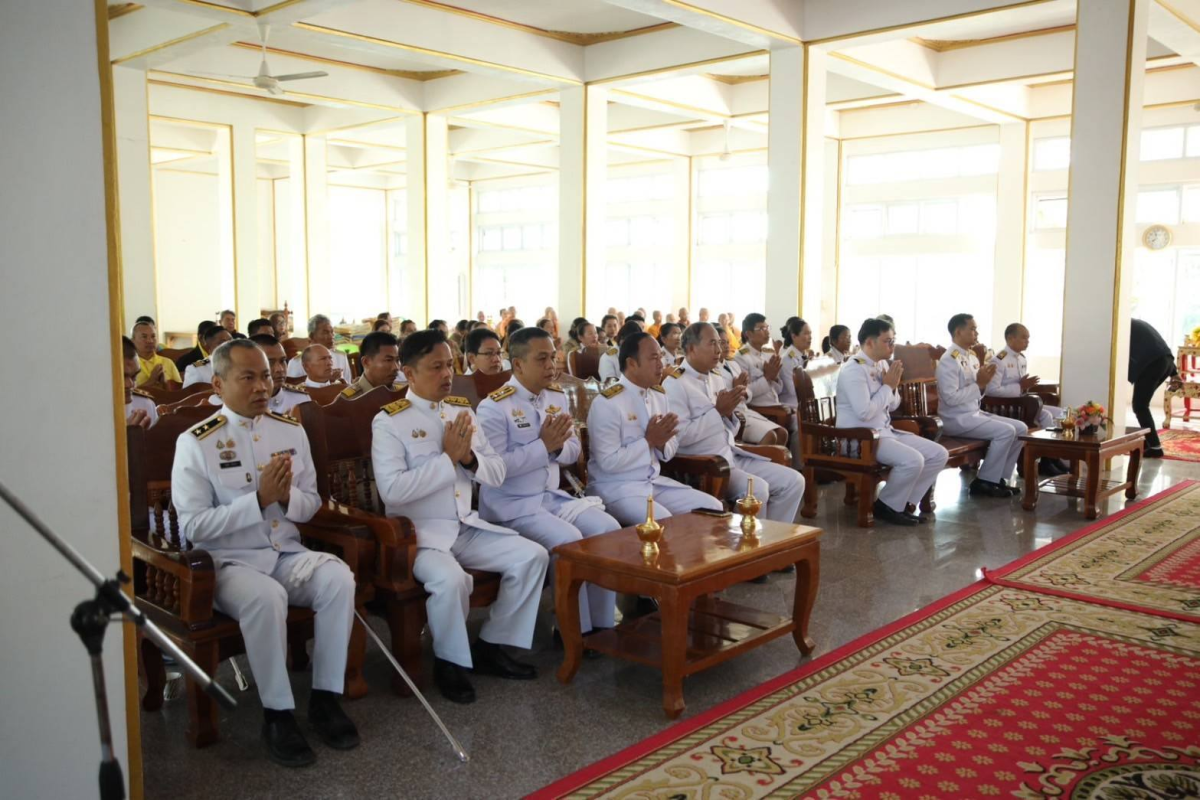  ร่วมกิจกรรมเฉลิมพระเกียรติพระบาทสมเด็จพระเจ้าอยู่หัว เนื่องในโอกาสพระราชพิธีสมมงคลพระชนมายุเท่าพระบาทสมเด็จพระพุทธยอดฟ้าจุฬาโลกมหาราช สมเด็จพระปฐมบรมกษัตริยาธิราชแห่งพระราชวงศ์จักรี พุทธศักราช 2568 โดยมีหัวหน้าส่วนราชการ ข้าราชการ กำนัน ผู้ใหญ่บ้าน ฯลฯ และประชาชน อ.วังน้ำเขียว เข้าร่วมพิธีเจริญพระพุทธมนต์และทำบุญตักบาตรถวายพระราชกุศล และ พิธีทางศาสนามหามงคลถวายพระราชกุศล 