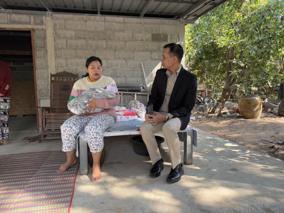 โครงการมอบเงินล้าน รับขวัญหลานย่าโม สร้างสวัสดิการให้กับเด็กแรกเกิด