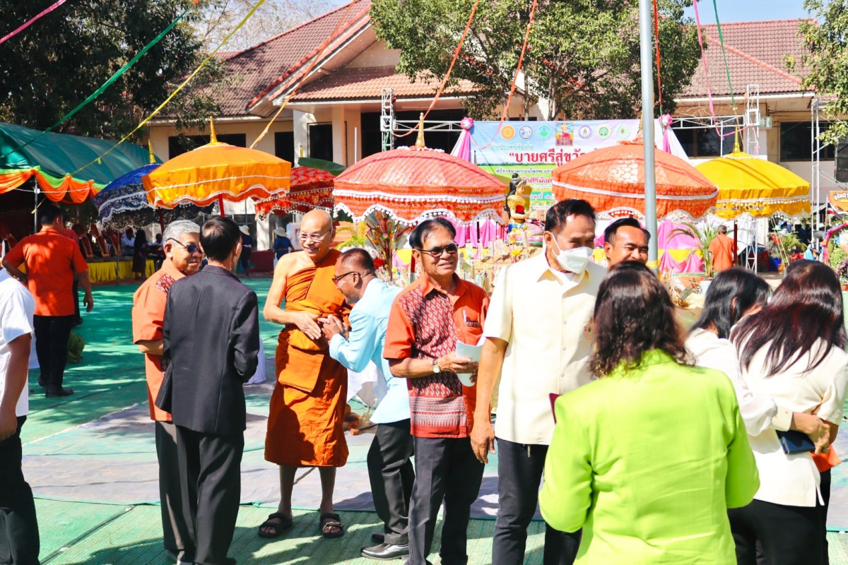 ร่วมโครงการจัดงานสืบสานประเพณีบายศรี สู่ขวัญข้าวและรับขวัญต้นกล้าวัฒนธรรม (ผู้มีบุญเกิดใหม่) ณ วัดศิริมังคลาราม (โนนเหลื่อม)