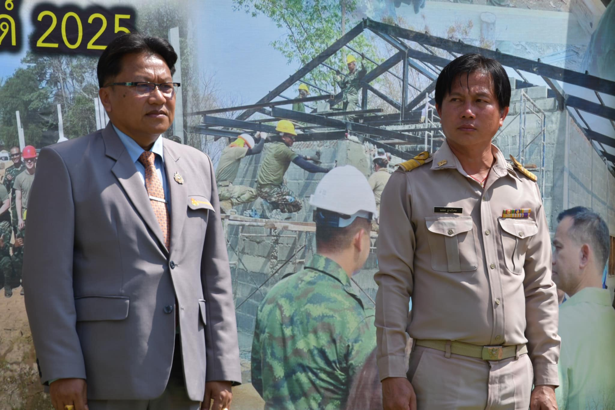 ร่วมพิธีส่งมอบอาคารอเนกประสงค์ โรงเรียนบ้านซับเต่า ใน "โครงการช่วยเหลือประชาชน" คอบร้าโกลด์ 2025