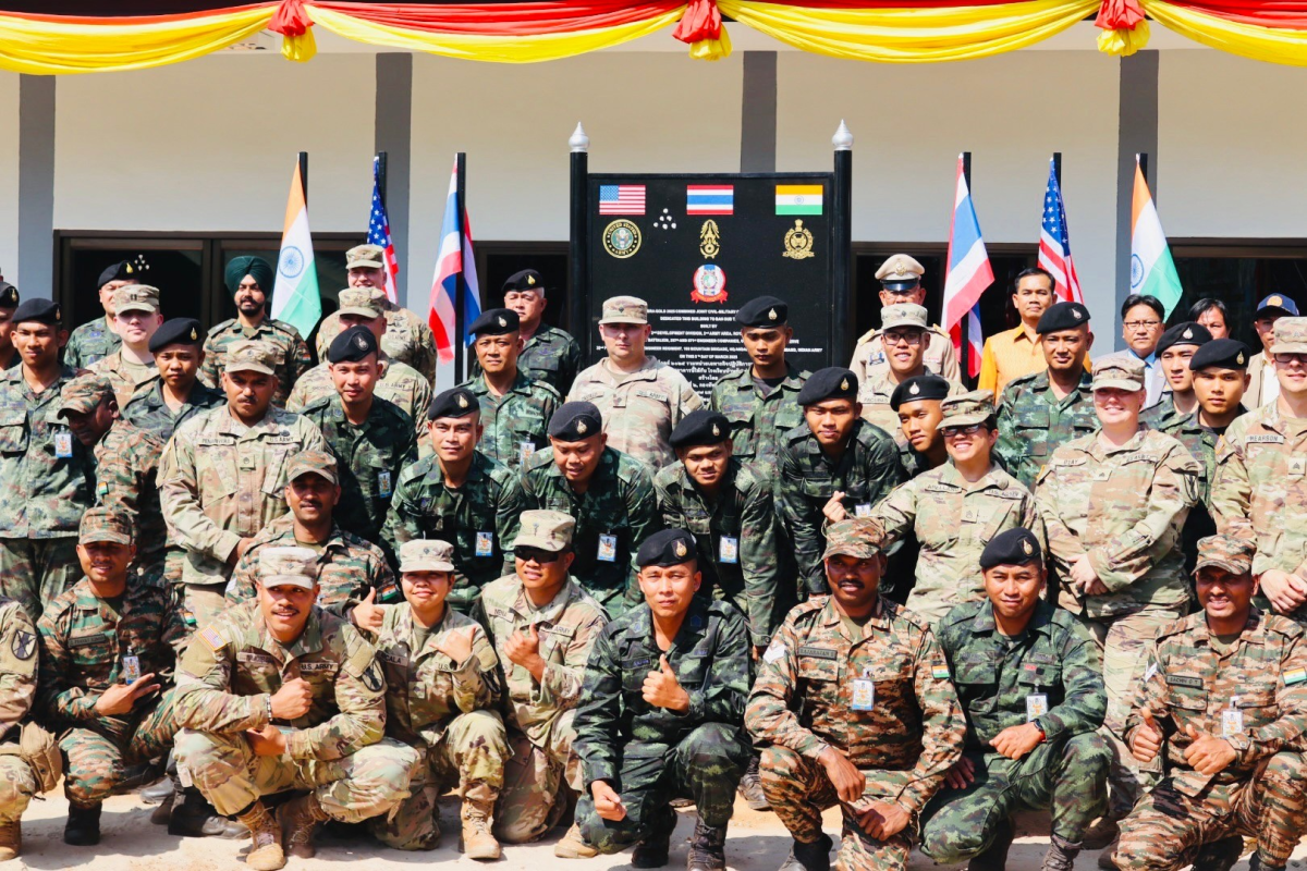 ร่วมพิธีส่งมอบอาคารอเนกประสงค์ โรงเรียนบ้านซับเต่า ใน "โครงการช่วยเหลือประชาชน" คอบร้าโกลด์ 2025