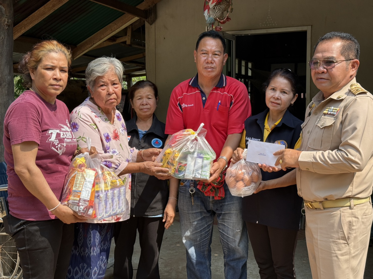 ลงพื้นที่ตรวจเยี่ยมผู้ประสบเหตุ ณ บ้านโนนศรีทอง ม.14 ต.อุดมทรัพย์ อ.วังน้ำเขียว จ.นครราชสีมา จากเหตุระเบิด