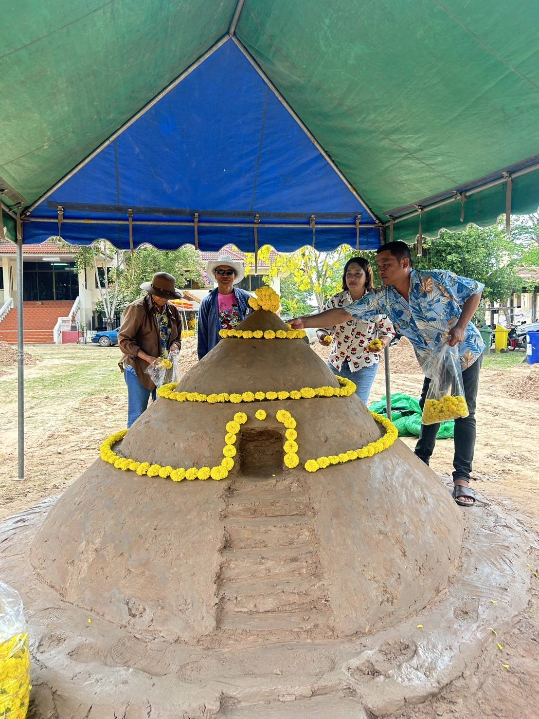  เตรียมความพร้อมจัดงานสืบสานประเพณีสงกรานต์ปี 2568 ในวันที่ 13 เมษายน 2568 ณ วัดศิริมังคลาราม (วัดโนนเหลื่อม) ต.อุดมทรัพย์ อ.วังน้ำเขียว จ.นครราชสีมา 