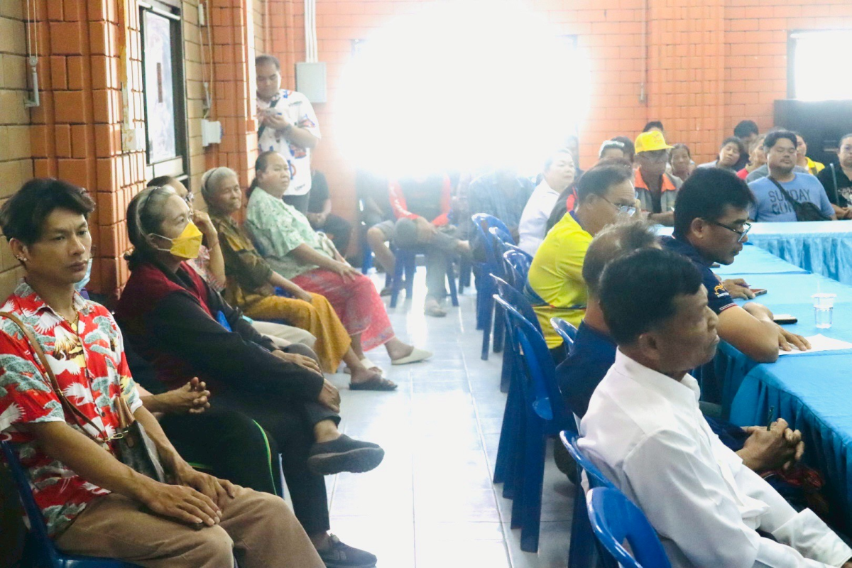ร่วมประชุมการบริหารจัดการน้ำและถนนเลียบคลองลำเชียงสา