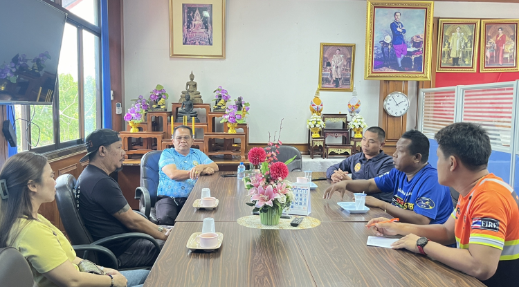 ประชุมหารือช่วยเหลือผู้ประสบอุทกภัย จากน้ำป่าไหลหลาก