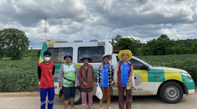 จัดกิจกรรมฉีดพ่นหมอกควันกำจัดลูกน้ำยุงลาย  ภายในหมู่บ้านตำบลอุดมทรัพย์
