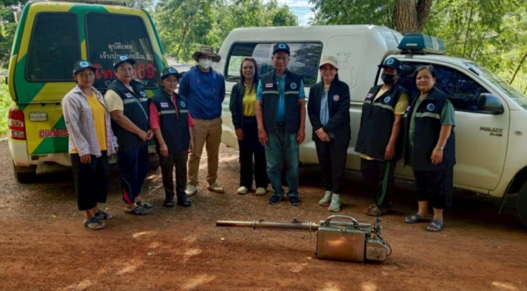 กิจกรรมฉีดพ่นหมอกควันกำจัดลูกน้ำยุงลาย  บ้านบะด่าน ม.5