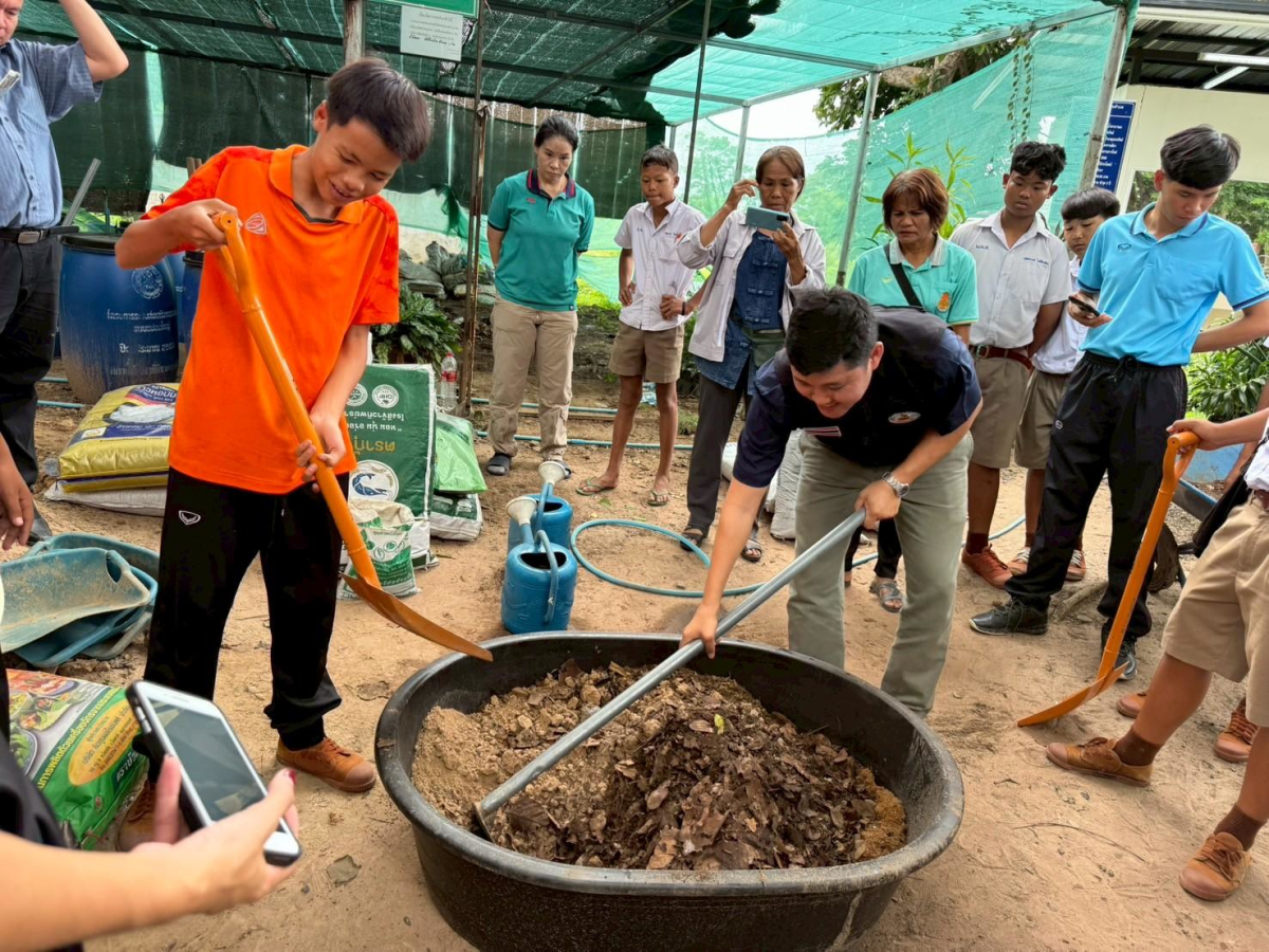 โครงการอบรมส่งเสริมการทำดินปลูกจากวัสดุธรรมชาติ ประจำปีงบประมาณ พ.ศ.2568