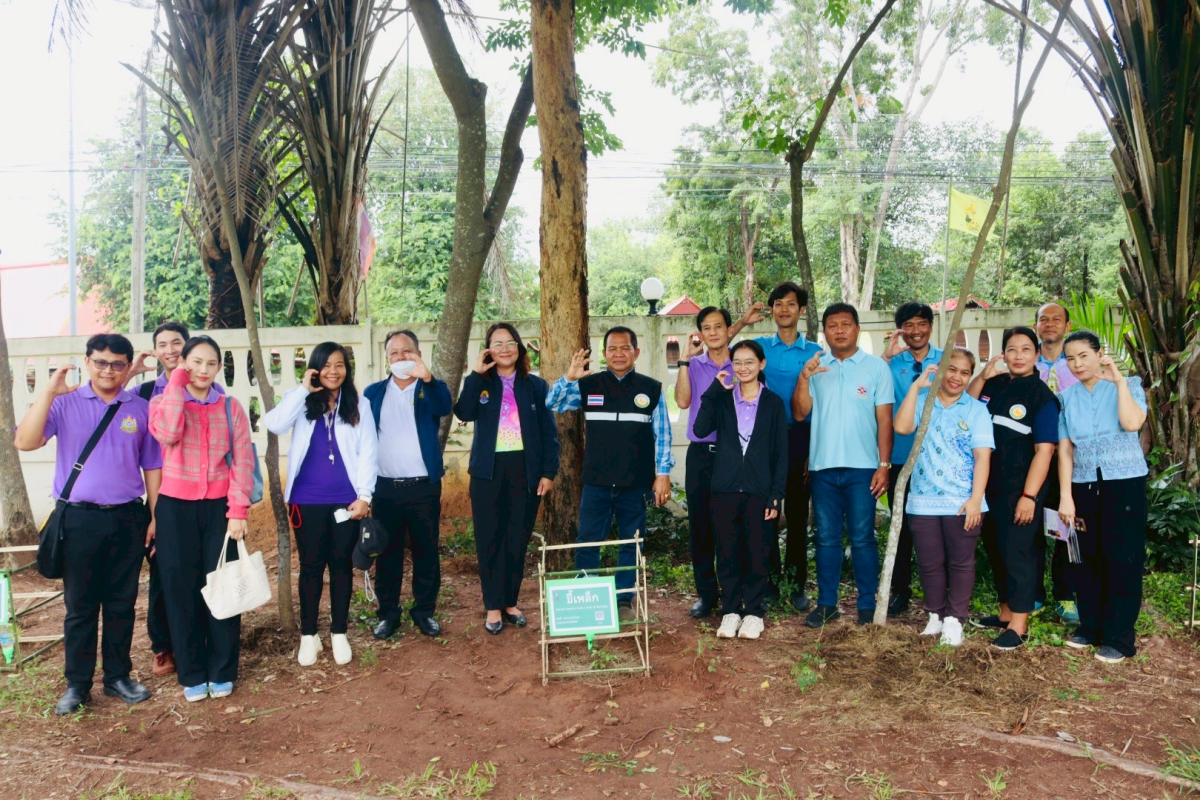 โครงการสนับสนุนเครือข่าย อพ.สร ด้านความเป็นกลางคาร์บอน และการปรับตัวต่อการเปลี่ยนแปลงสภาพภูมิอากาศ ภายได้โครงการอนุรักษ์พันธุกรรมพืชอันเนื่องมาจากพระราชดำริ สมเด็จพระเทพรัตนรายสุดาฯ สยามบรมราชกุมารี