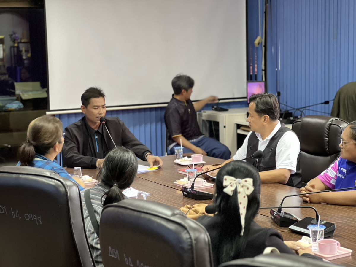 ประชุมชี้แจงผลอุธรณ์กลิ่นมูลสุกร บ้านโนนสง่า ม.13