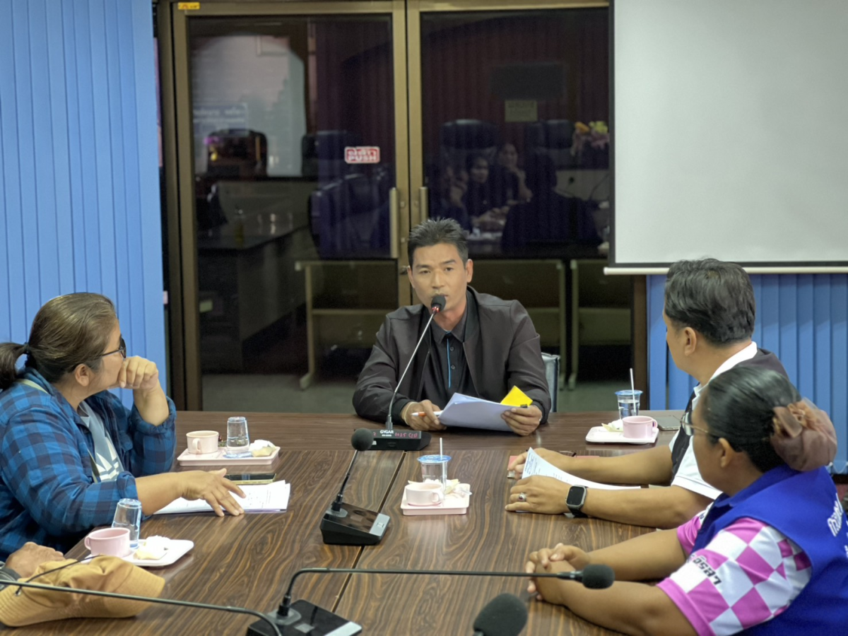 ประชุมชี้แจงผลอุธรณ์กลิ่นมูลสุกร บ้านโนนสง่า ม.13