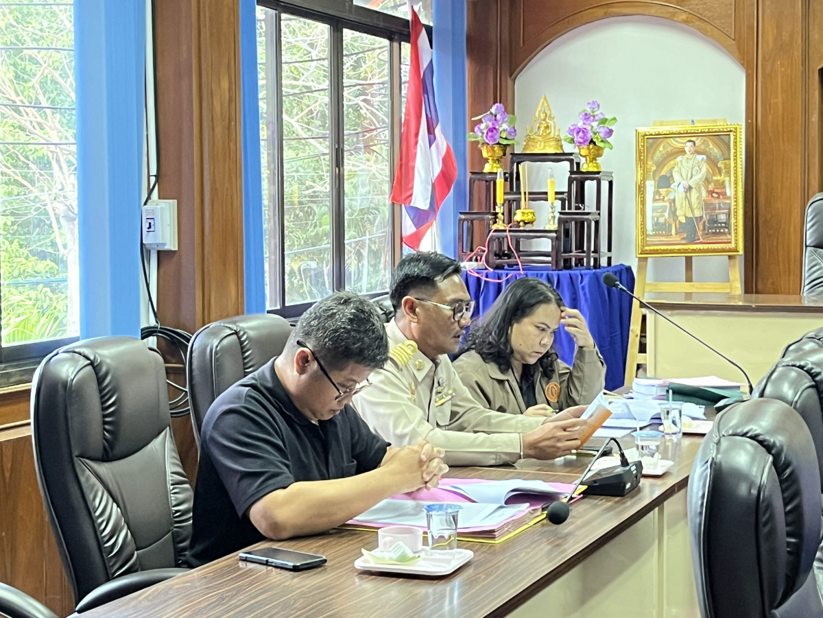 ประชุมชี้แจงผลอุธรณ์กลิ่นมูลสุกร บ้านโนนสง่า ม.13