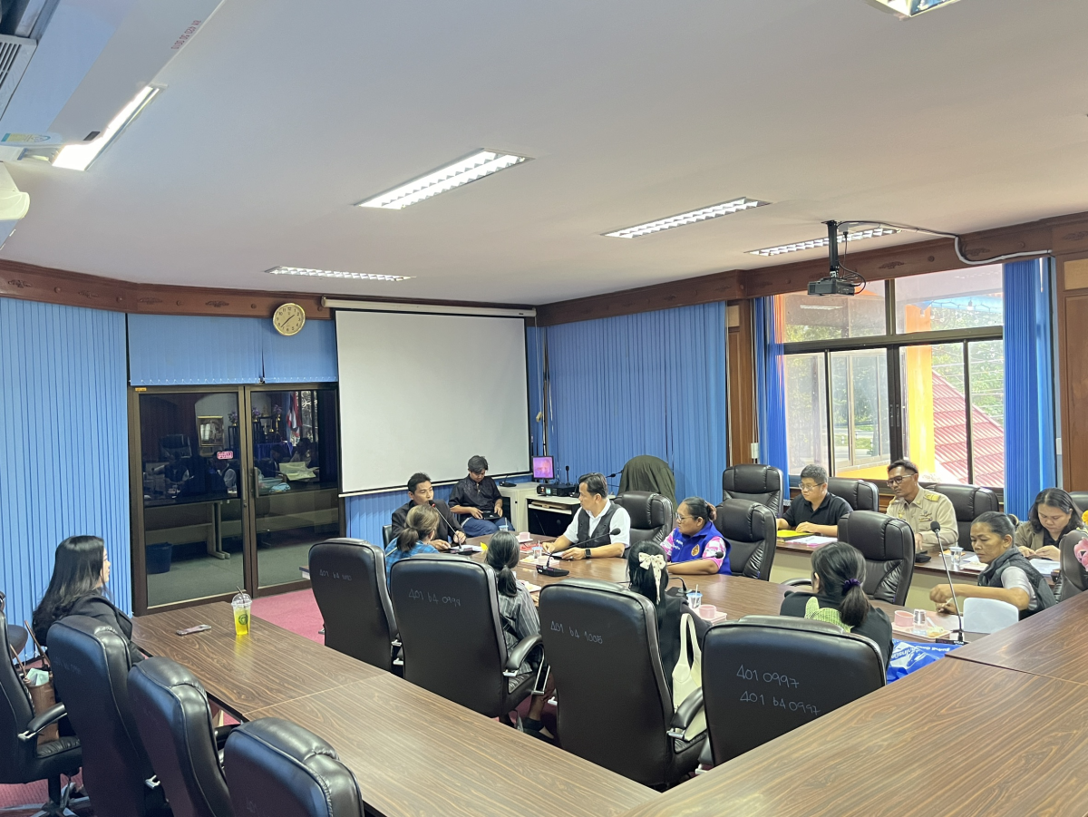 ประชุมชี้แจงผลอุธรณ์กลิ่นมูลสุกร บ้านโนนสง่า ม.13