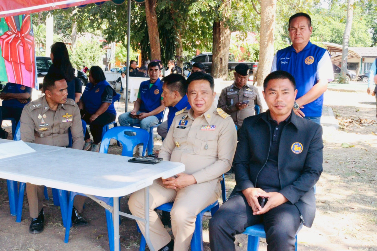  นายอำเภอวังน้ำเขียวลงพื้นที่ตรวจเยี่ยมให้กำลังใจผู้ปฏิบัติงาน ณ จุดตรวจ/จุดบริการประชาชน เทศกาลปีใหม่ พ.ศ.2569