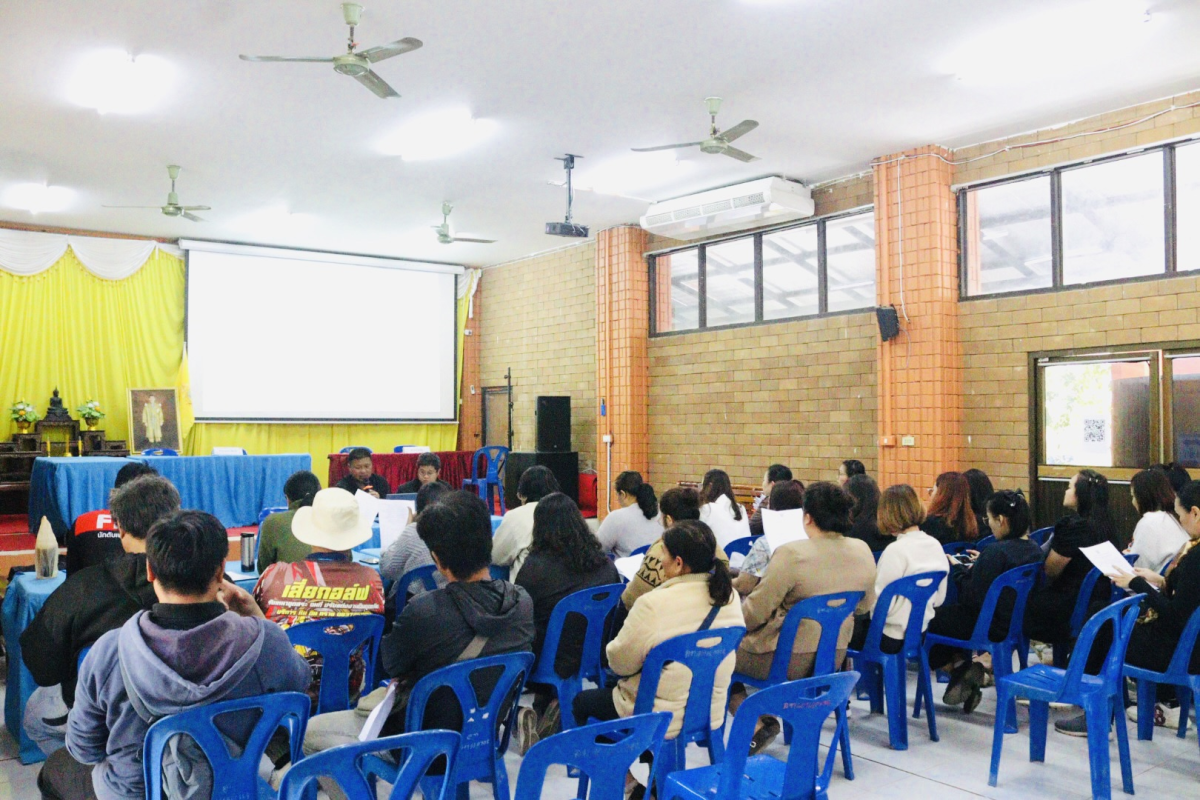 ประชุมเจ้าหน้าที่อบต. เพื่อเตรียมความพร้อมวันส่งมอบ-รับมอบหีบบัตรเลือกตั้ง วัสดุเลือกตั้ง ในการเลือกตั้งสมาชิกสภาองค์การบริหารส่วนตำบลอุดมทรัพย์และนายกองค์การบริหารส่วนตำบลอุดมทรัพย์ 