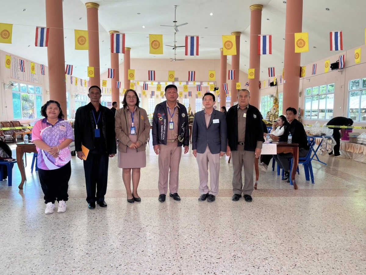 ประธานกปน.อบต.อุดมทรัพย์ ออกตรวจความเรียบร้อย สถานที่เลือกตั้งหมู่ที่ 1- หมู่ที่ 17 ในการเลือกตั้งนายก และสอบต.