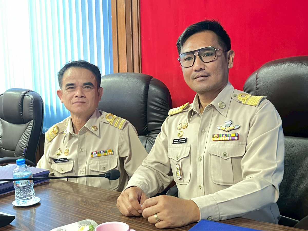 ประชุมสภาองค์การบริหารส่วนตำบลอุดมทรัพย์ ครั้งแรก