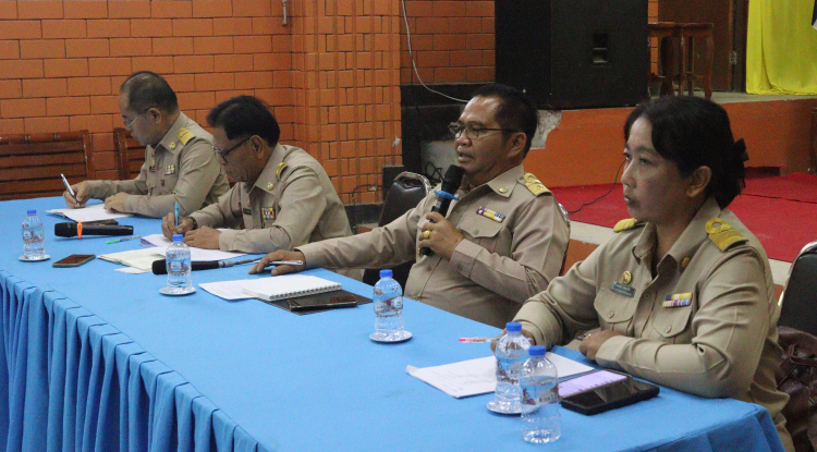 ประชุมเพื่อเตรียมความพร้อมประเพณีสู่ขวัญข้าว และการแนะนำผู้บริหารใหม่ พร้อมมอบนโยบายให้กับพนักงานส่วนตำบล พนักงานจ้าง 