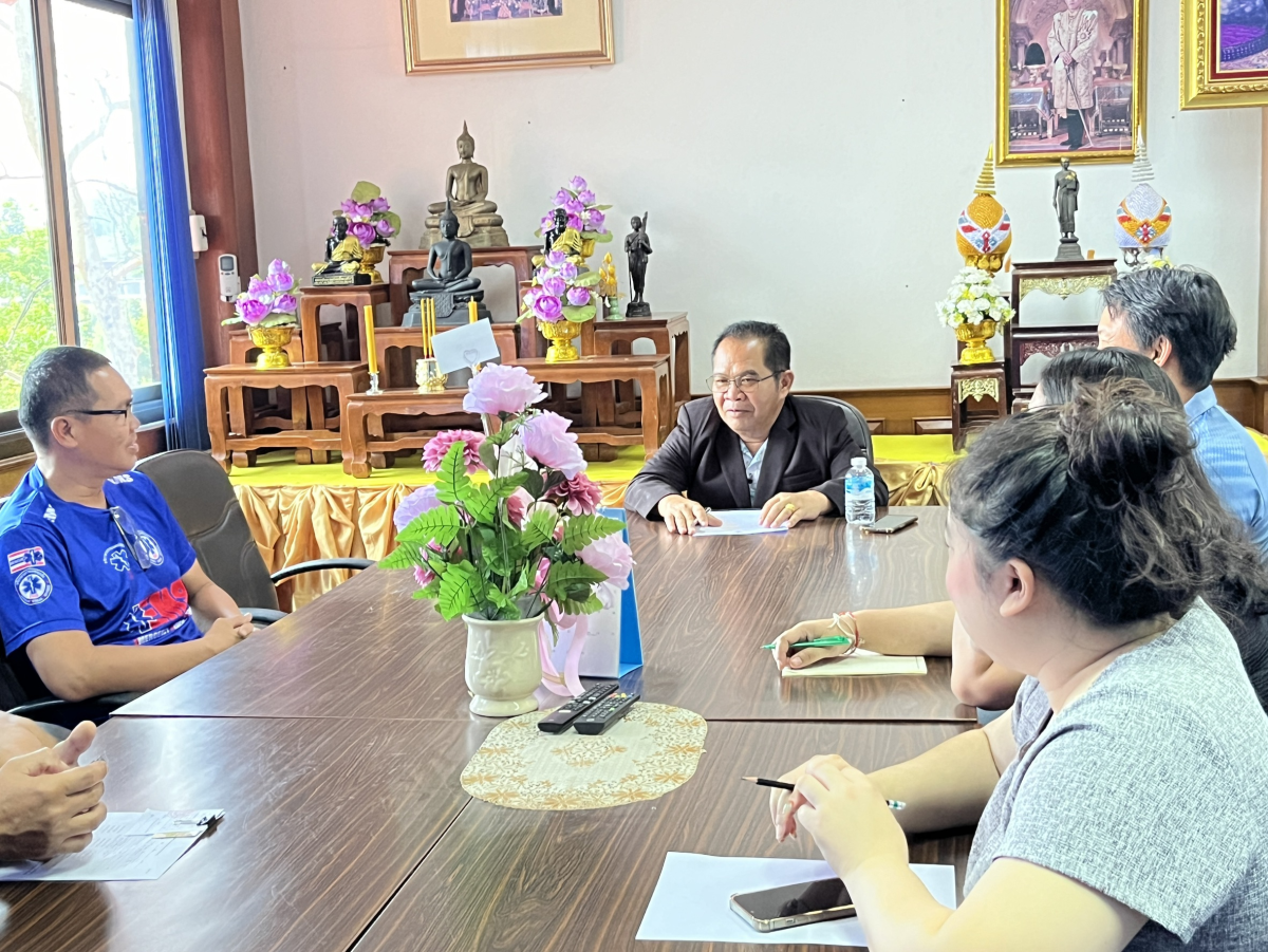 ประชุมชี้แจ้งการปฏิบัติงานของพนักงานกู้ชีพ กองสาธารณสุขและสิ่งแวดล้อม 