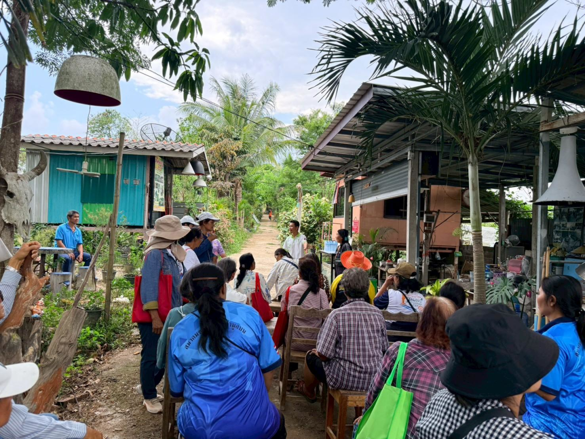 โครงการฝึกอบรมและศึกษาดูงานเกษตรยั่งยืนปลอดภัยไร้สารพิษและเกษตรผสมผสาน 