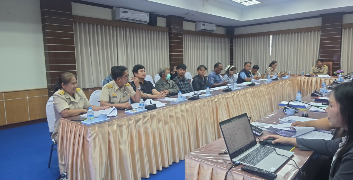 ประชุมสำรวจกลุ่มเปราะบางหรือผู้ยากไร้ที่มีที่อยู่อาศัยไม่มั่นคง ประชุมผ่านระบบออนไลน์ 