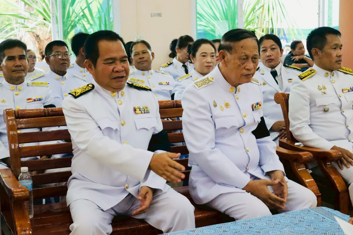 ร่วมพิธีพระราชทานน้ำหลวงสรงศพพระครูเกษมศาสนกิจ (สาน เขมวีโร) และร่วมฟังสวดอภิธรรม 