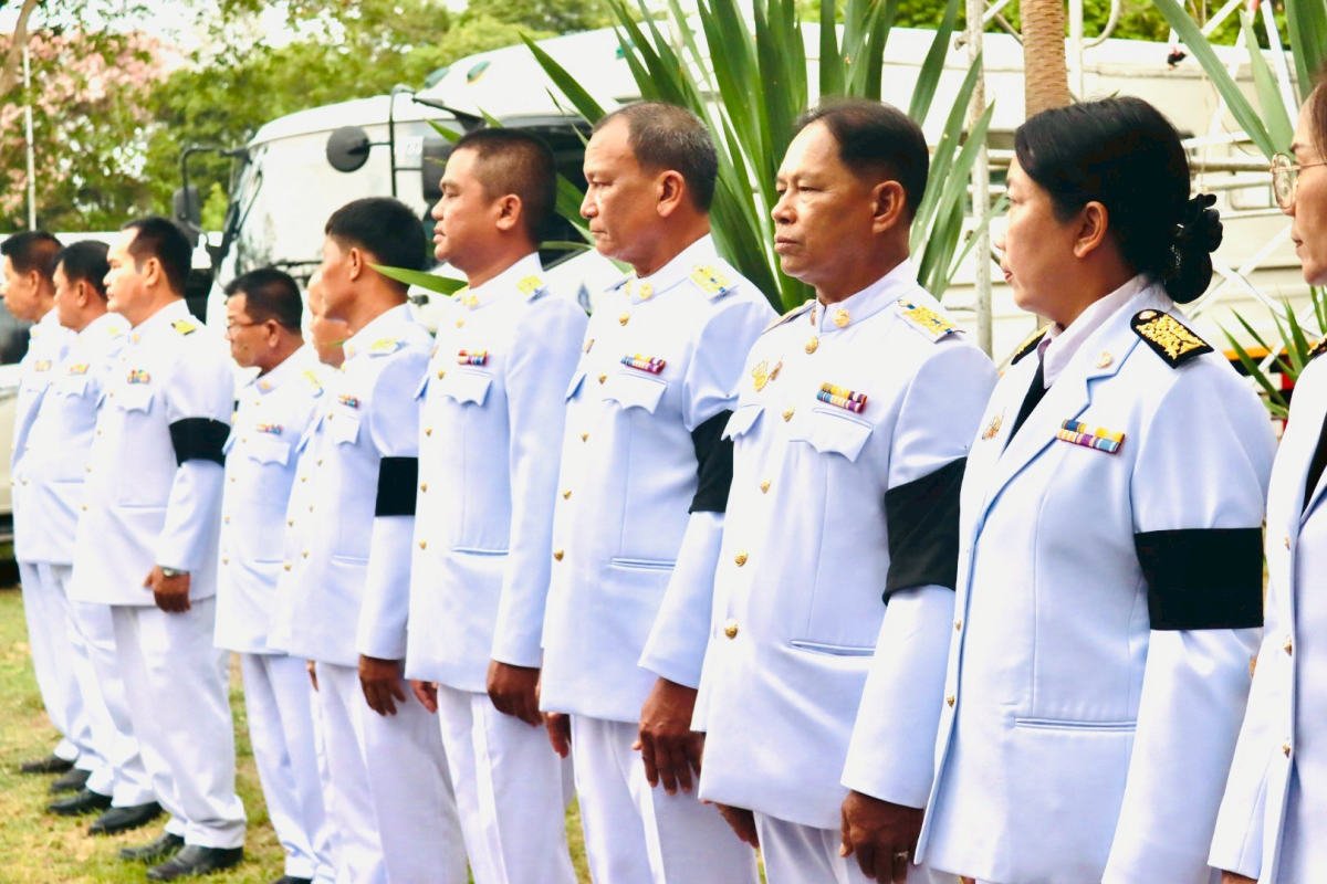 ร่วมพิธีพระราชทานน้ำหลวงสรงศพพระครูเกษมศาสนกิจ (สาน เขมวีโร) และร่วมฟังสวดอภิธรรม 