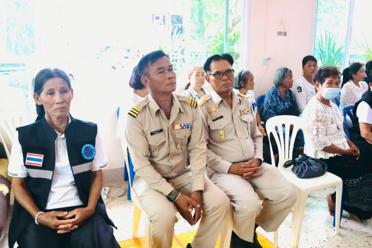 ร่วมพิธีพระราชทานน้ำหลวงสรงศพพระครูเกษมศาสนกิจ (สาน เขมวีโร) และร่วมฟังสวดอภิธรรม 