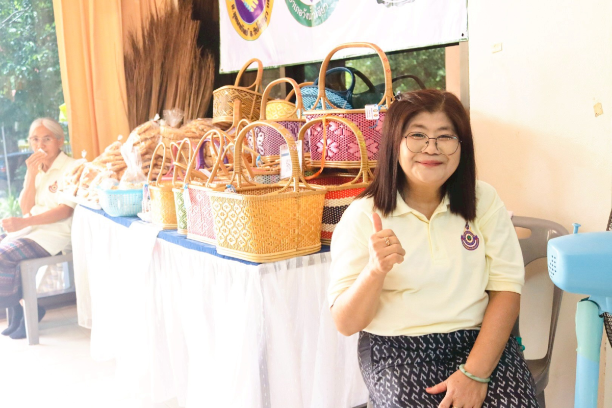 ต้อนรับคณะศึกษาดูงานจากโรงเรียนผู้สูงอายุ องค์การบริหารส่วนตำบลโพนงาม อ.บุณฑริก จ.อุบลราชธานี 