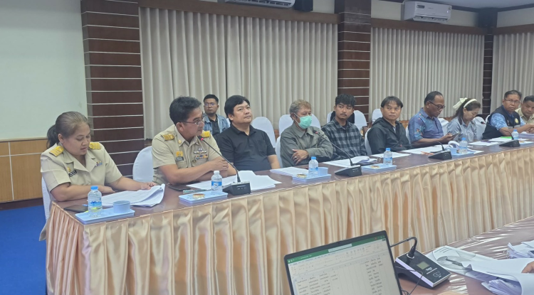 ประชุมสำรวจกลุ่มเปราะบางหรือผู้ยากไร้ที่มีที่อยู่อาศัยไม่มั่นคง ประชุมผ่านระบบออนไลน์ 