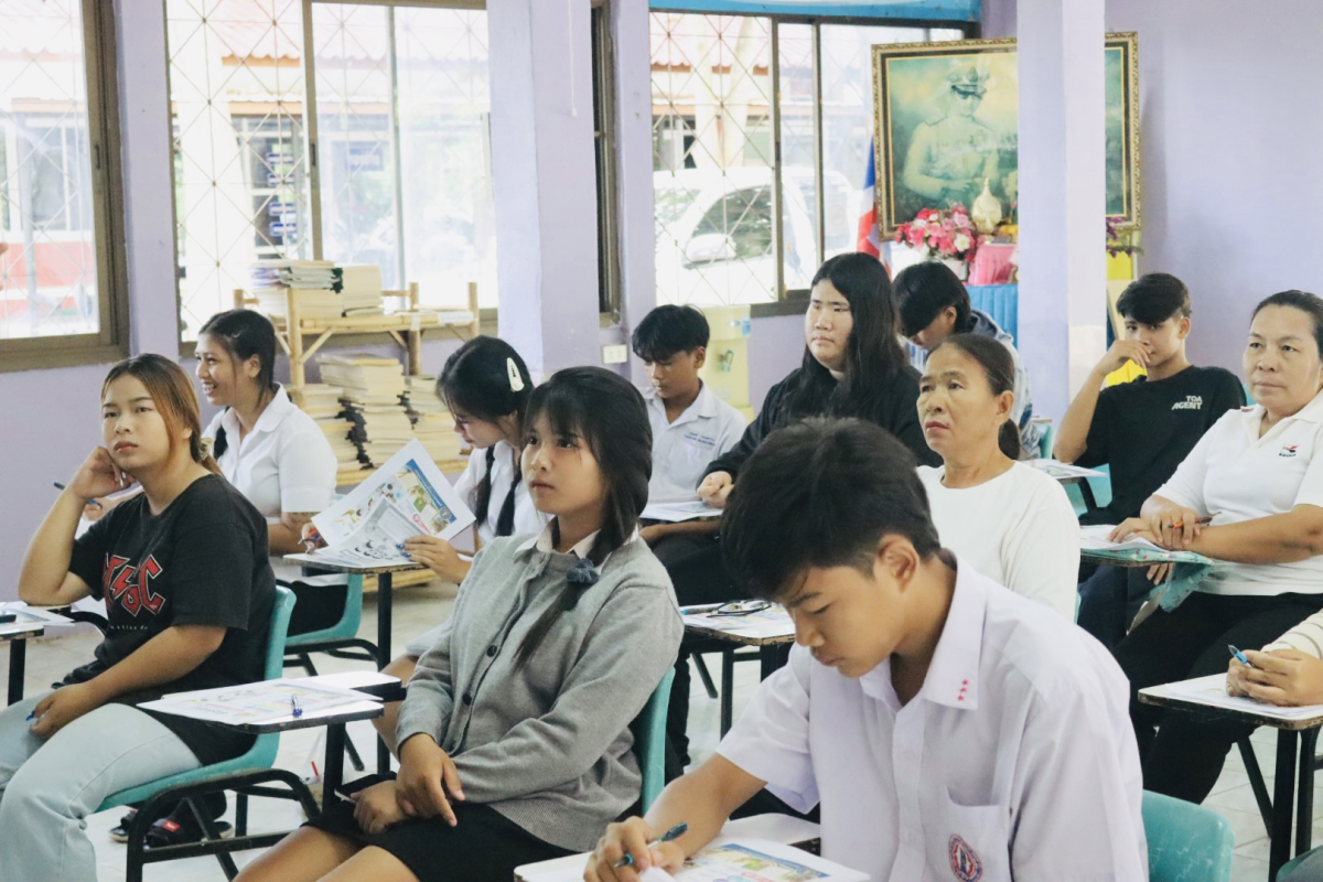 โครงการส่งเสริมศักยภาพผู้เรียนด้านภาษาไทย ให้แก่นักศึกษาศูนย์ส่งเสริมการเรียนรู้ระดับอำเภอวังน้ำเขียว 
