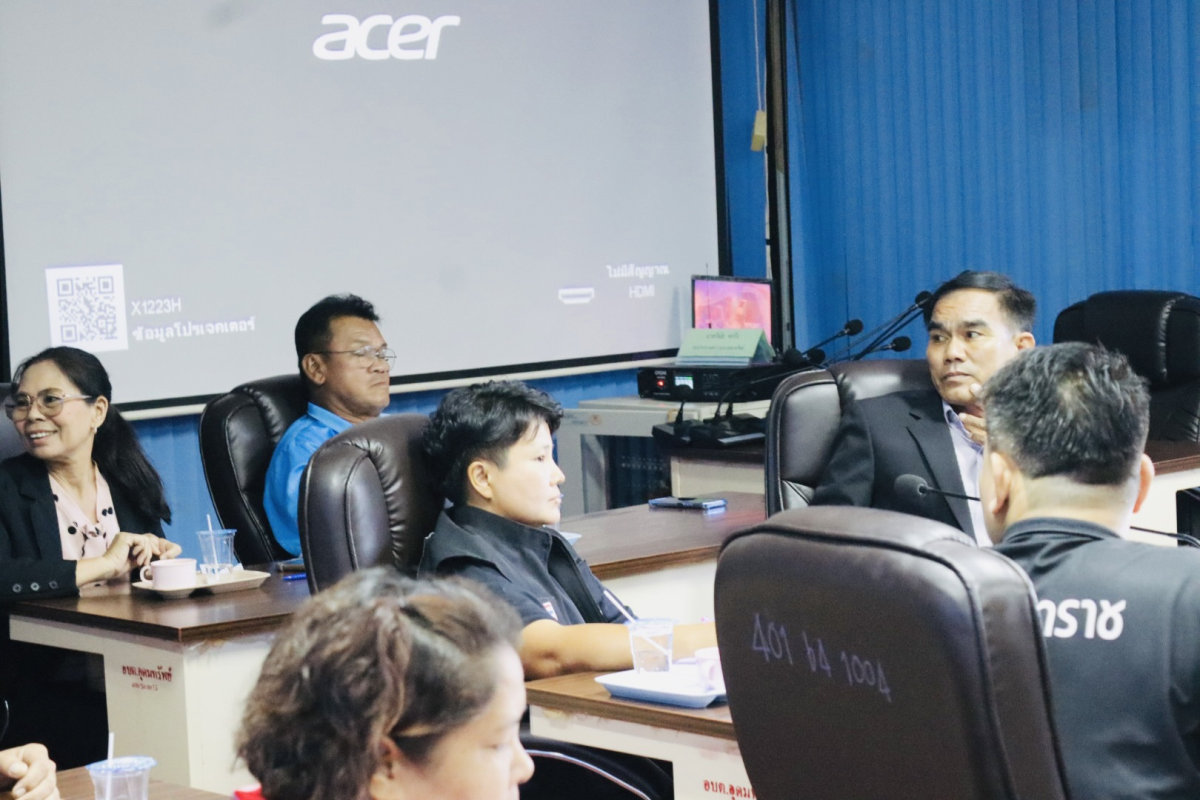 ประชุมการบริหารจัดการน้ำและถนนเลียบคลองลำเชียงสา