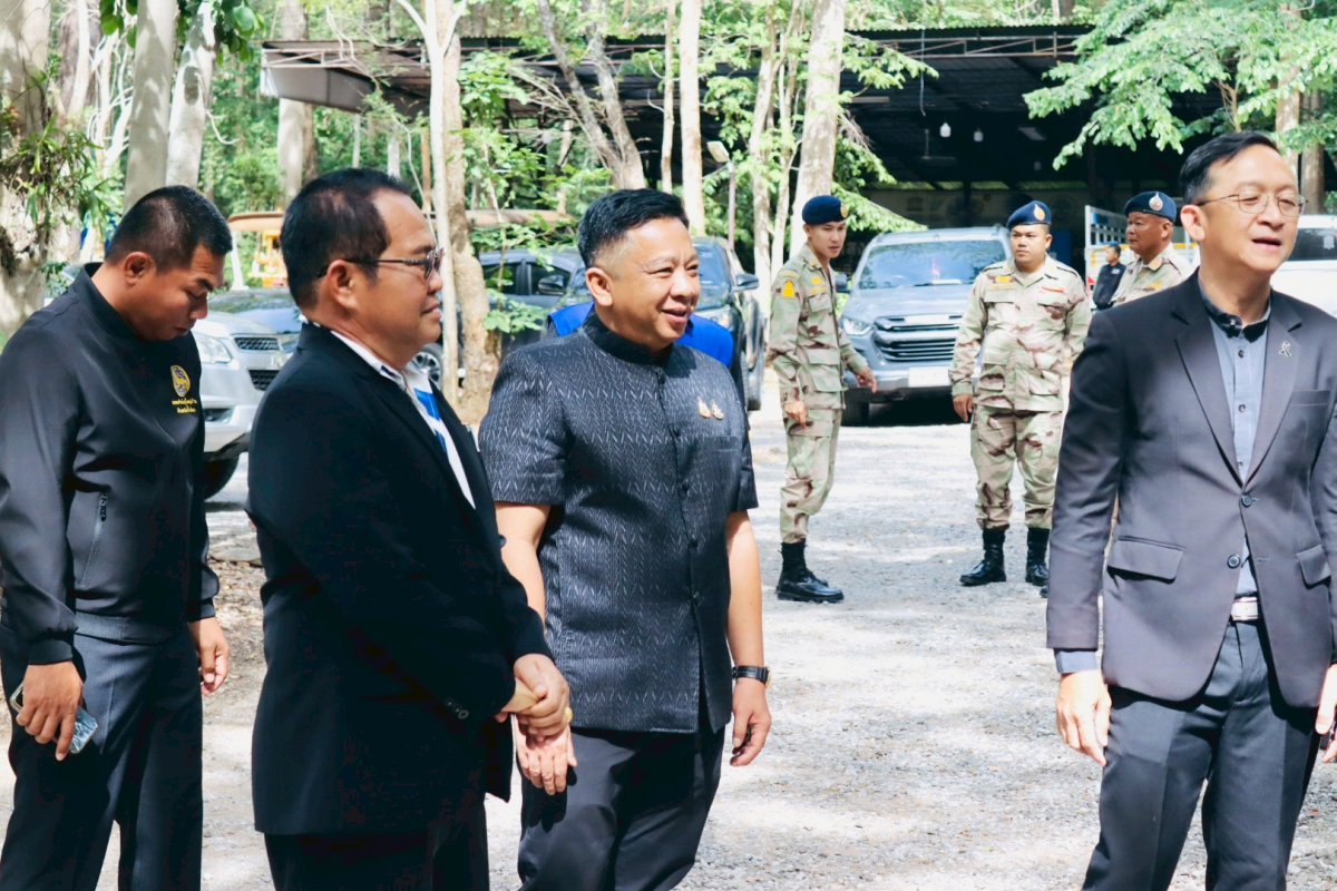 โครงการสมาชิกวุฒิสภาพบประชาชนกลุ่มภาคตะวันออกเฉียงเหนือ (ตอนล่าง) ในโอกาสลงพื้นที่แลกเปลี่ยนข้อมูลและรับฟังความคิดเห็น ณ สถานีวิจัยสิ่งแวดล้อมสะแกราช อำเภอวังน้ำเขียว จังหวัดนครราชสีมา