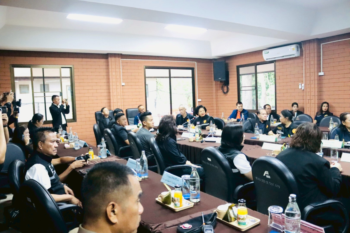 โครงการสมาชิกวุฒิสภาพบประชาชนกลุ่มภาคตะวันออกเฉียงเหนือ (ตอนล่าง) ในโอกาสลงพื้นที่แลกเปลี่ยนข้อมูลและรับฟังความคิดเห็น ณ สถานีวิจัยสิ่งแวดล้อมสะแกราช อำเภอวังน้ำเขียว จังหวัดนครราชสีมา